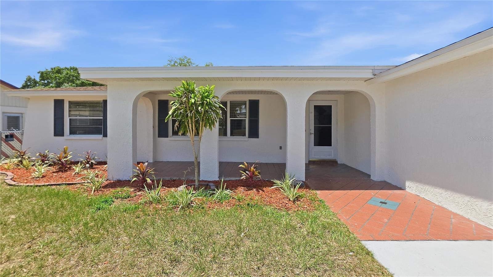 HOLIDAY GARDENS ESTATES - Residential