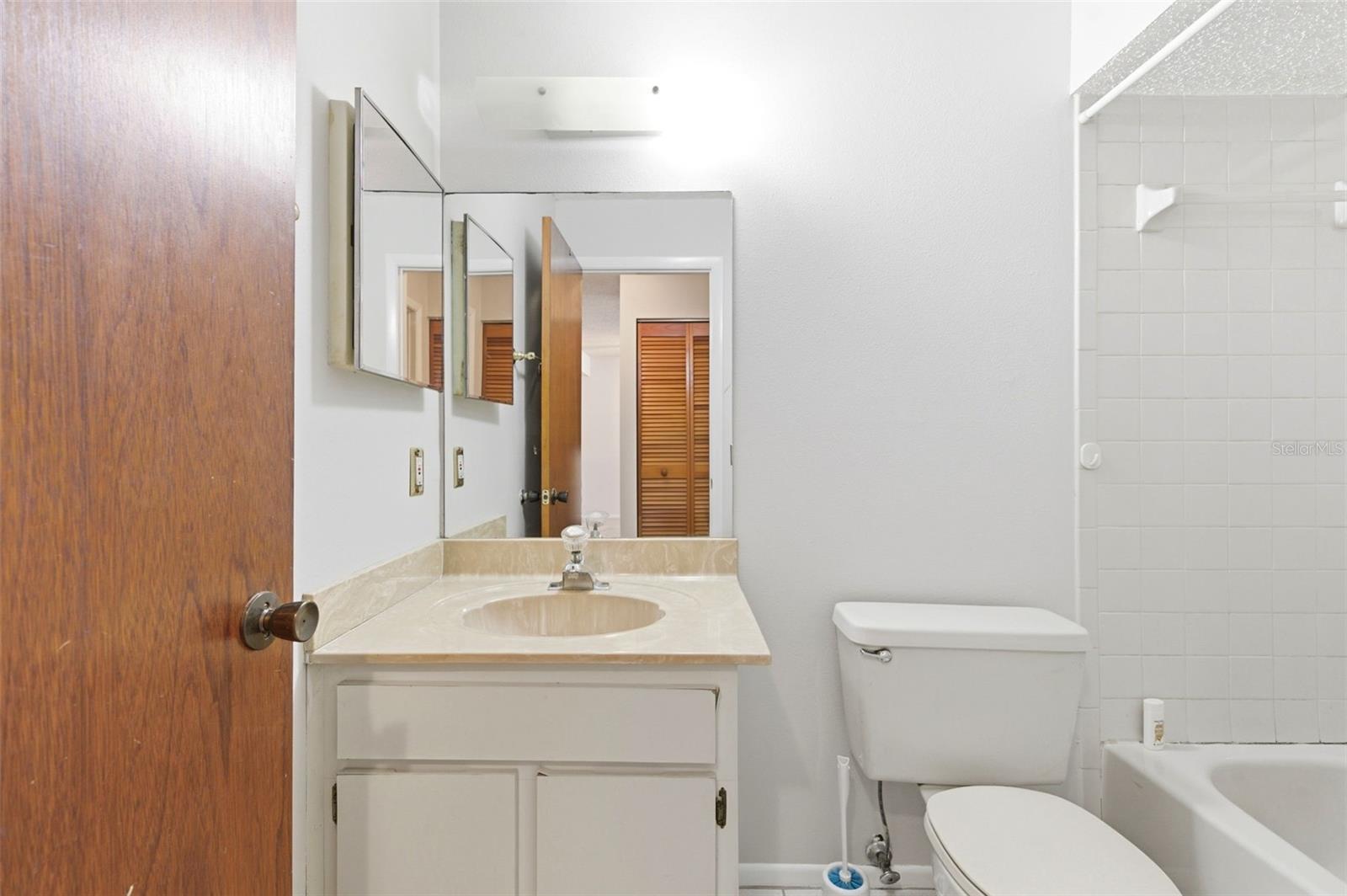 RIDGE GROVES CONDO - Residential