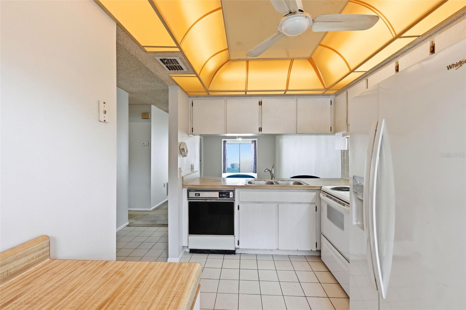 RIDGE GROVES CONDO - Residential