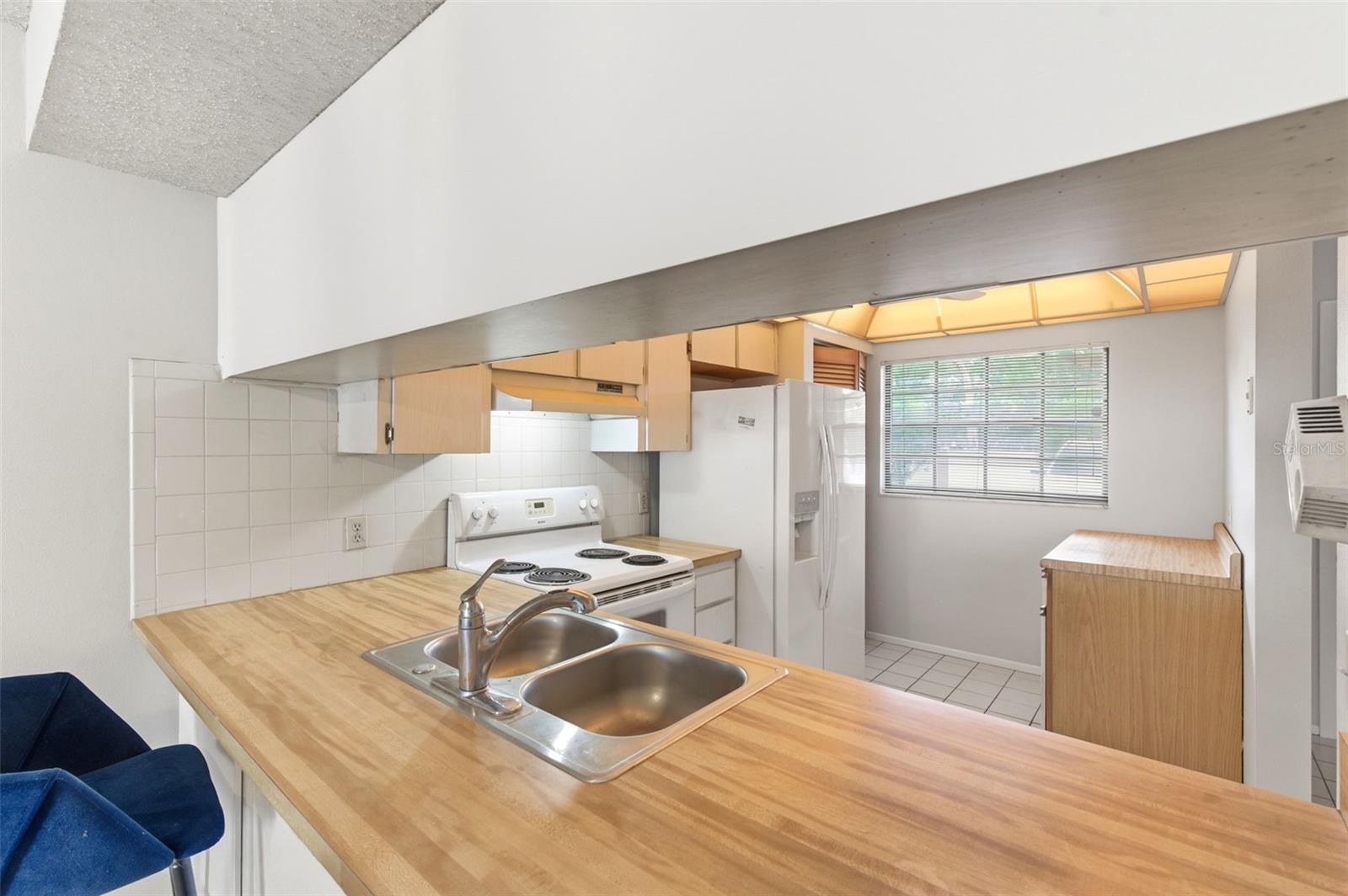 RIDGE GROVES CONDO - Residential