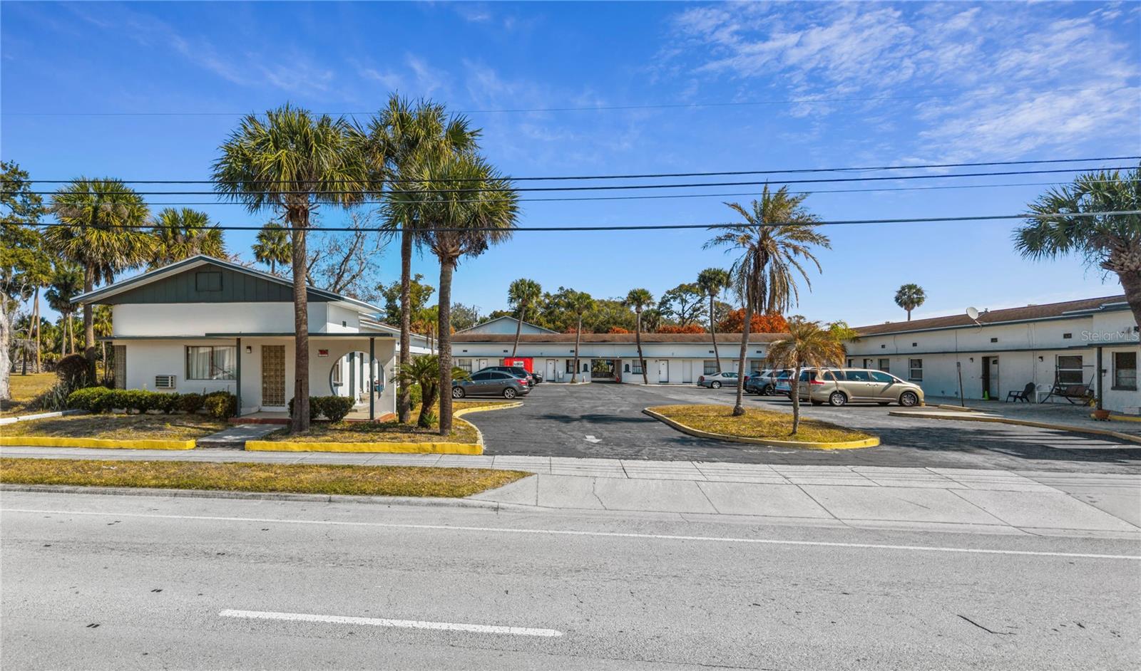 KINGSTON - Commercial Sale