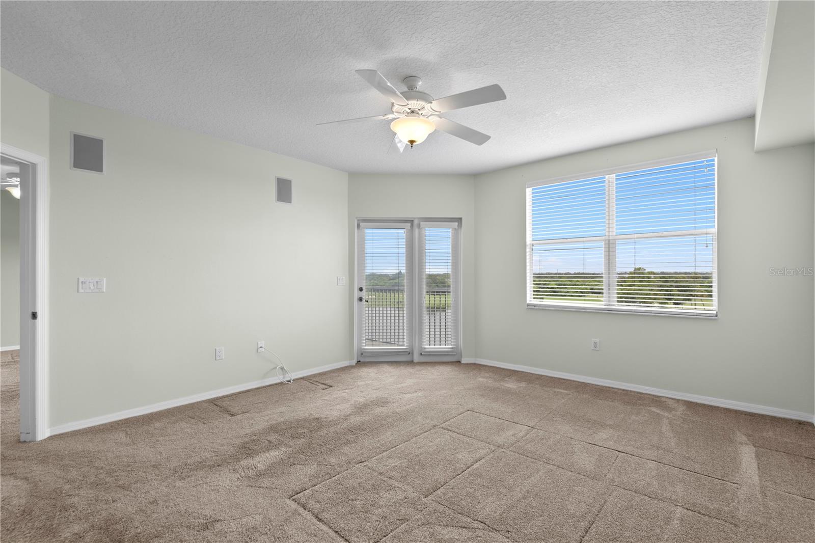 COUNTRY CLUB CONDO AT EAST BAY - Residential