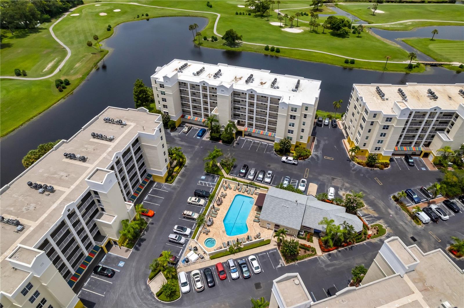 COUNTRY CLUB CONDO AT EAST BAY - Residential