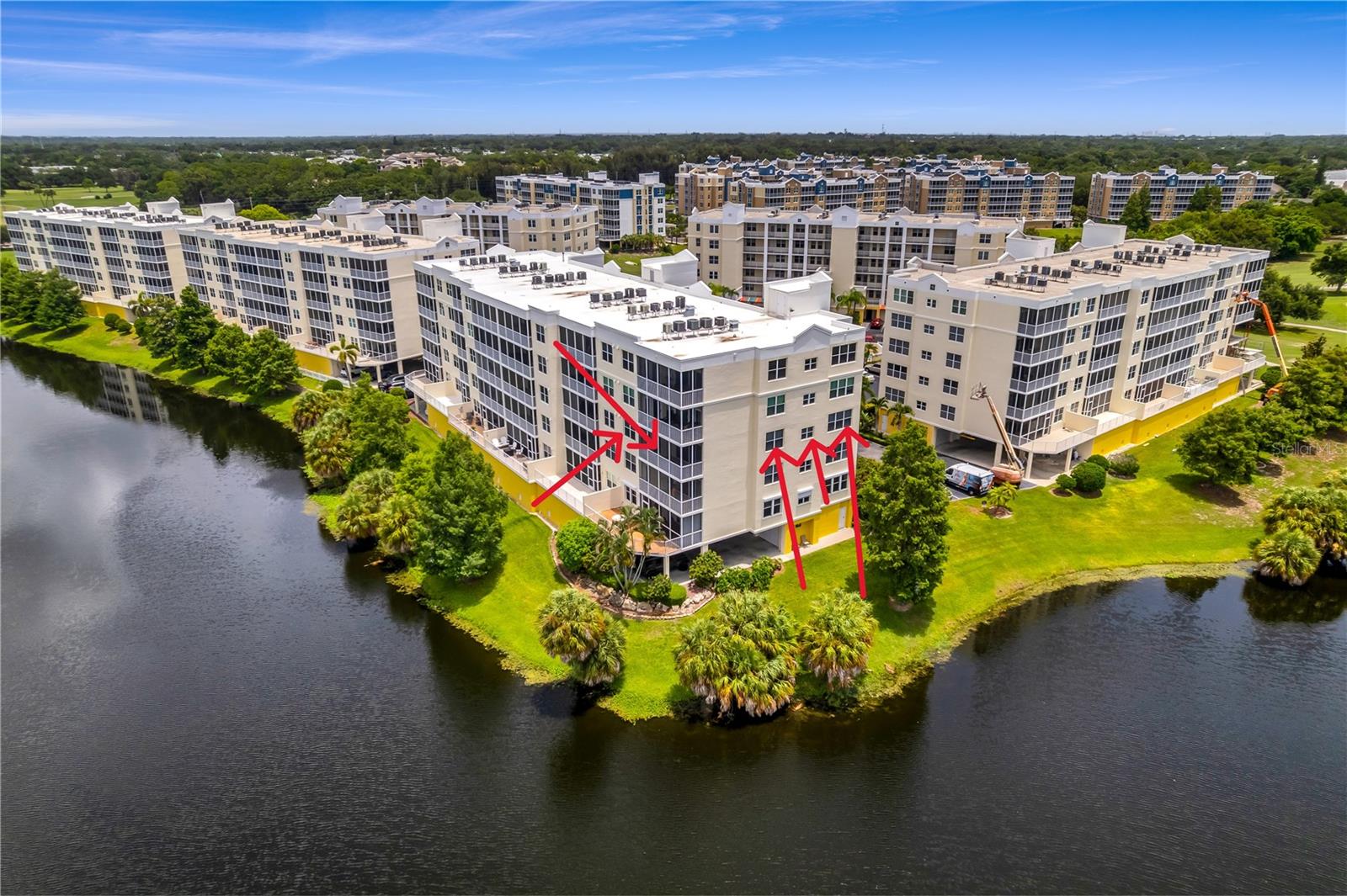 COUNTRY CLUB CONDO AT EAST BAY - Residential