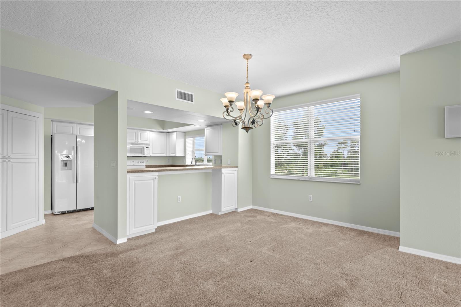 COUNTRY CLUB CONDO AT EAST BAY - Residential