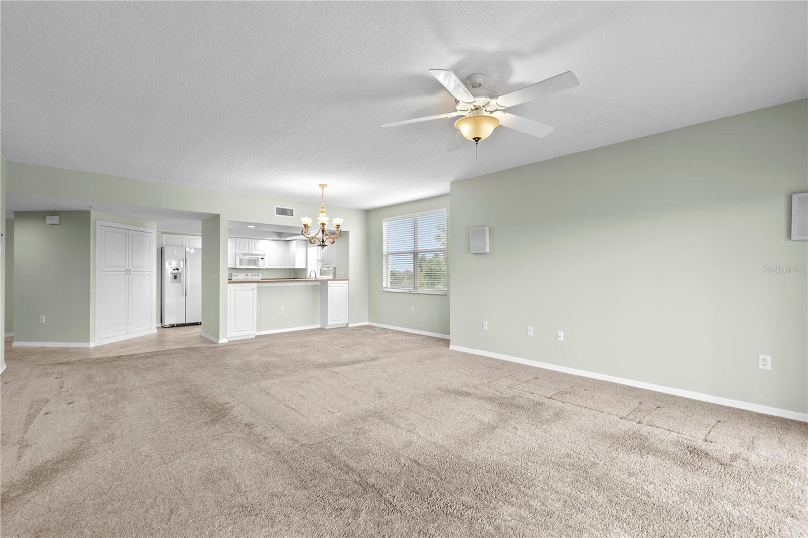 COUNTRY CLUB CONDO AT EAST BAY - Residential