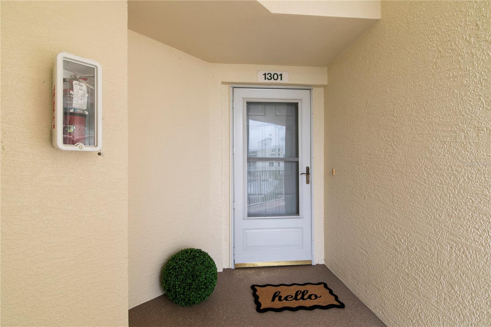 COUNTRY CLUB CONDO AT EAST BAY - Residential