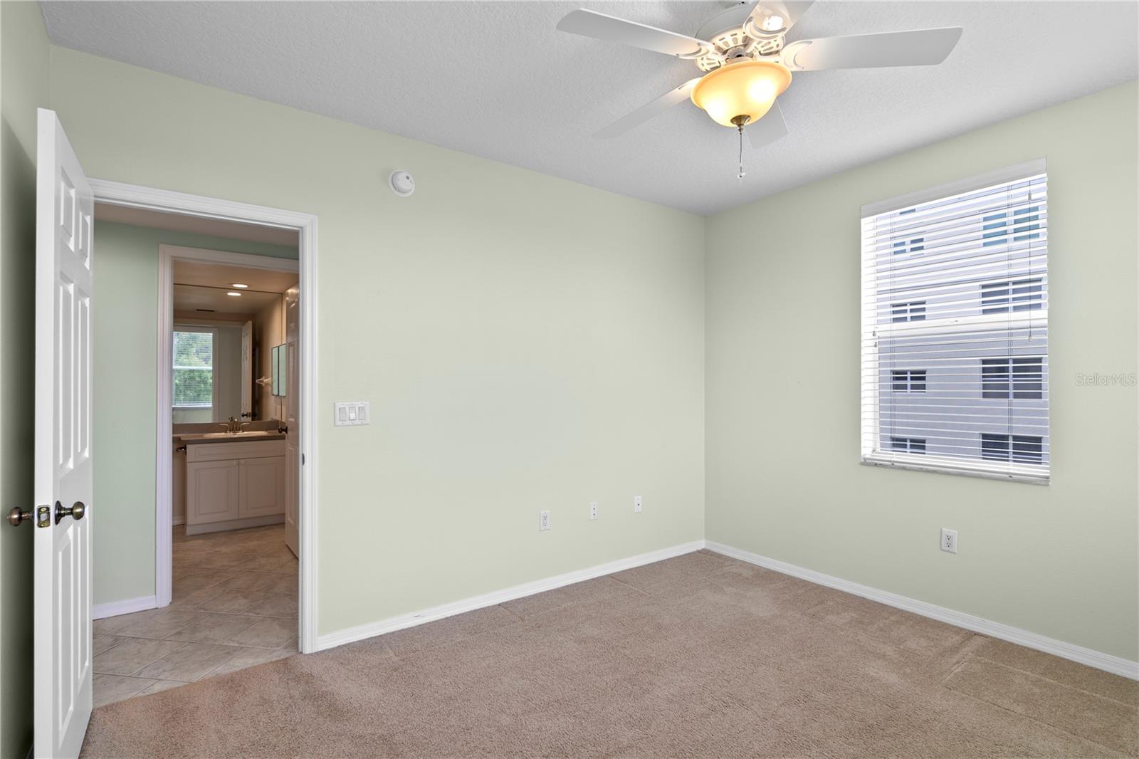 COUNTRY CLUB CONDO AT EAST BAY - Residential