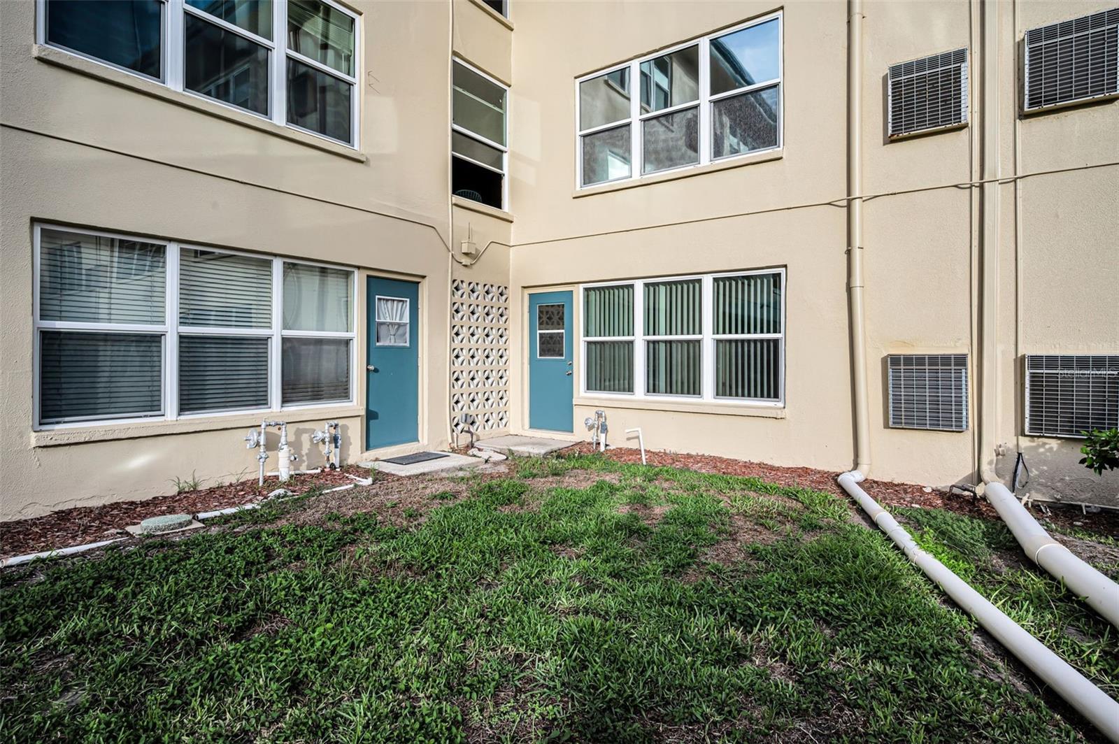 FIVE TOWNS OF ST PETE - Residential