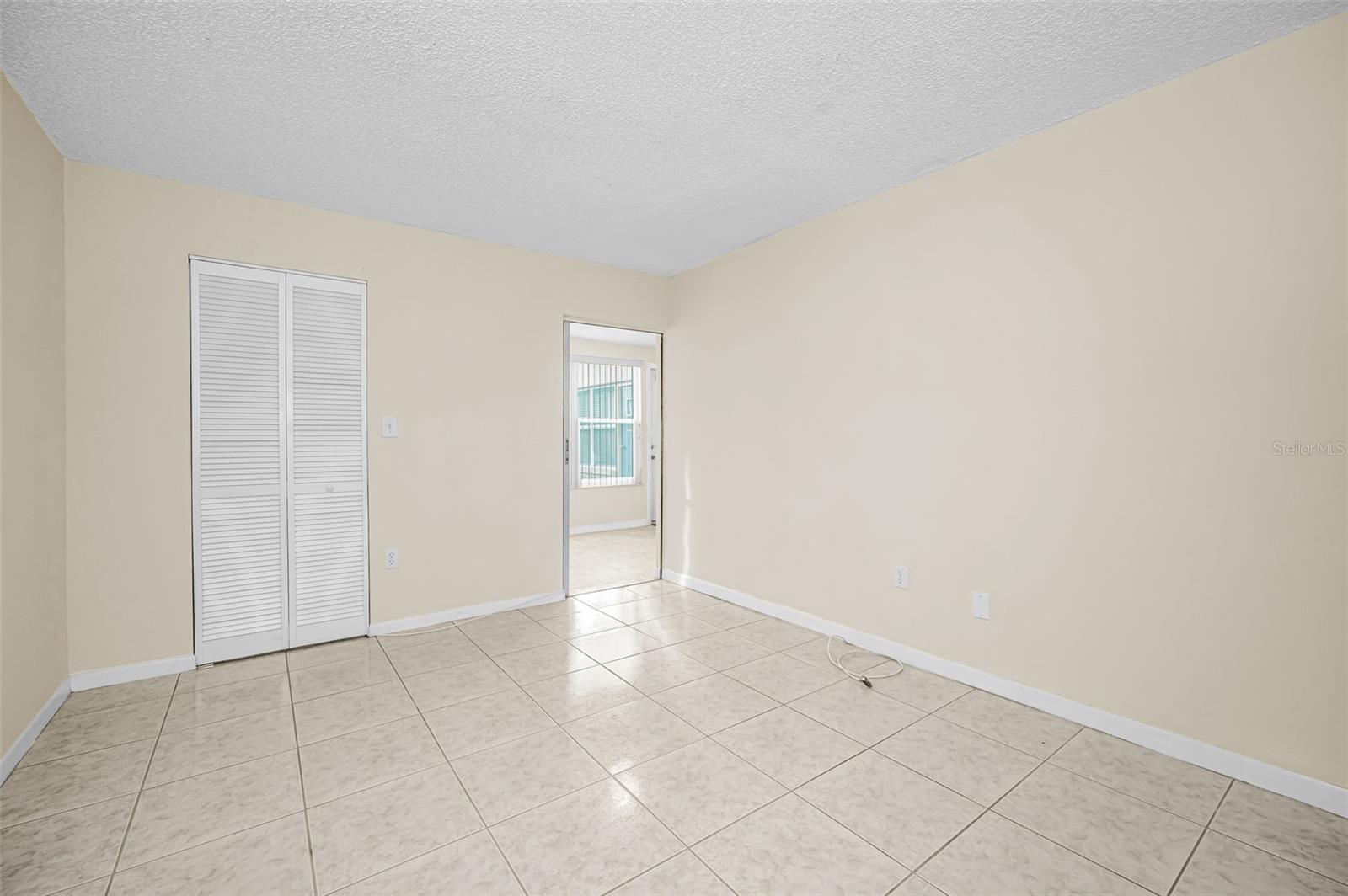 FIVE TOWNS OF ST PETE - Residential
