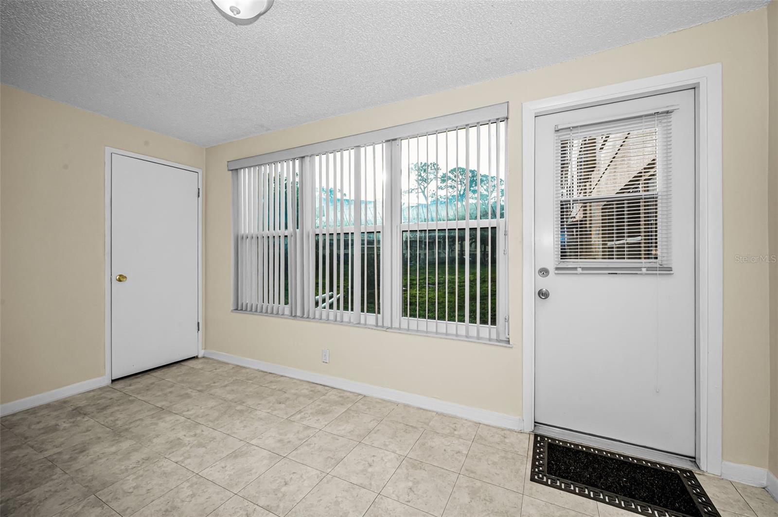 FIVE TOWNS OF ST PETE - Residential