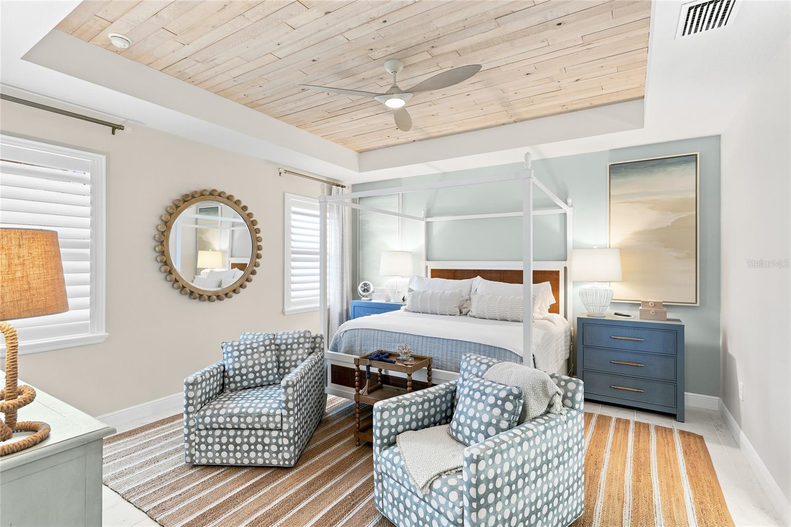 LEGENDS BAY - Residential