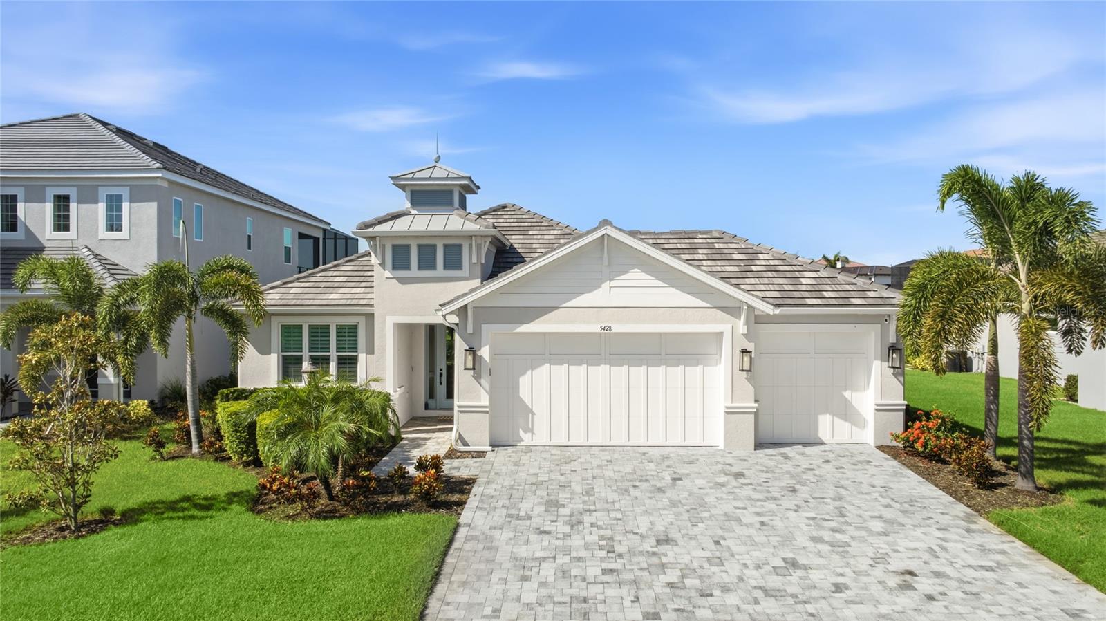 LEGENDS BAY - Residential