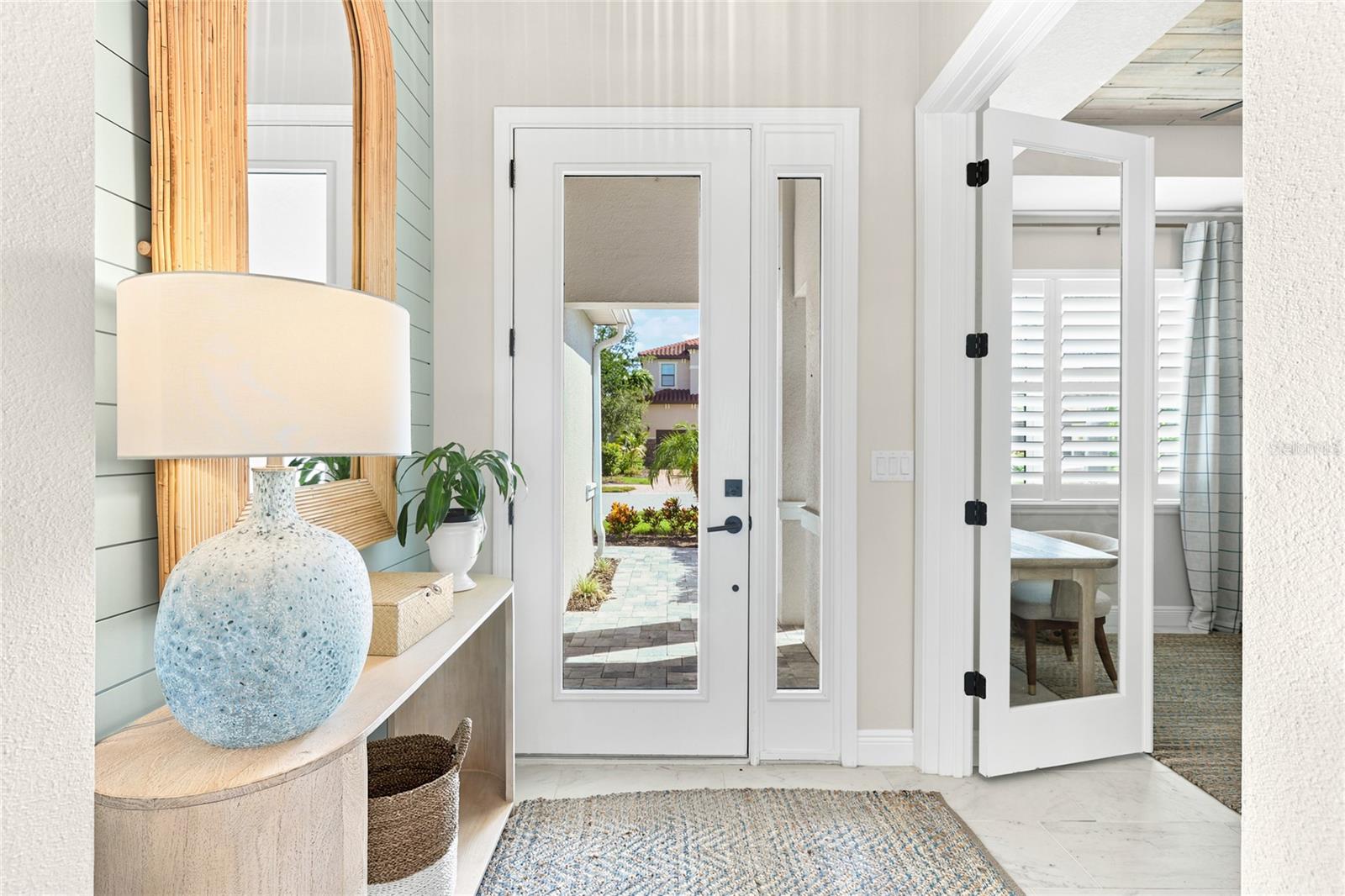 LEGENDS BAY - Residential