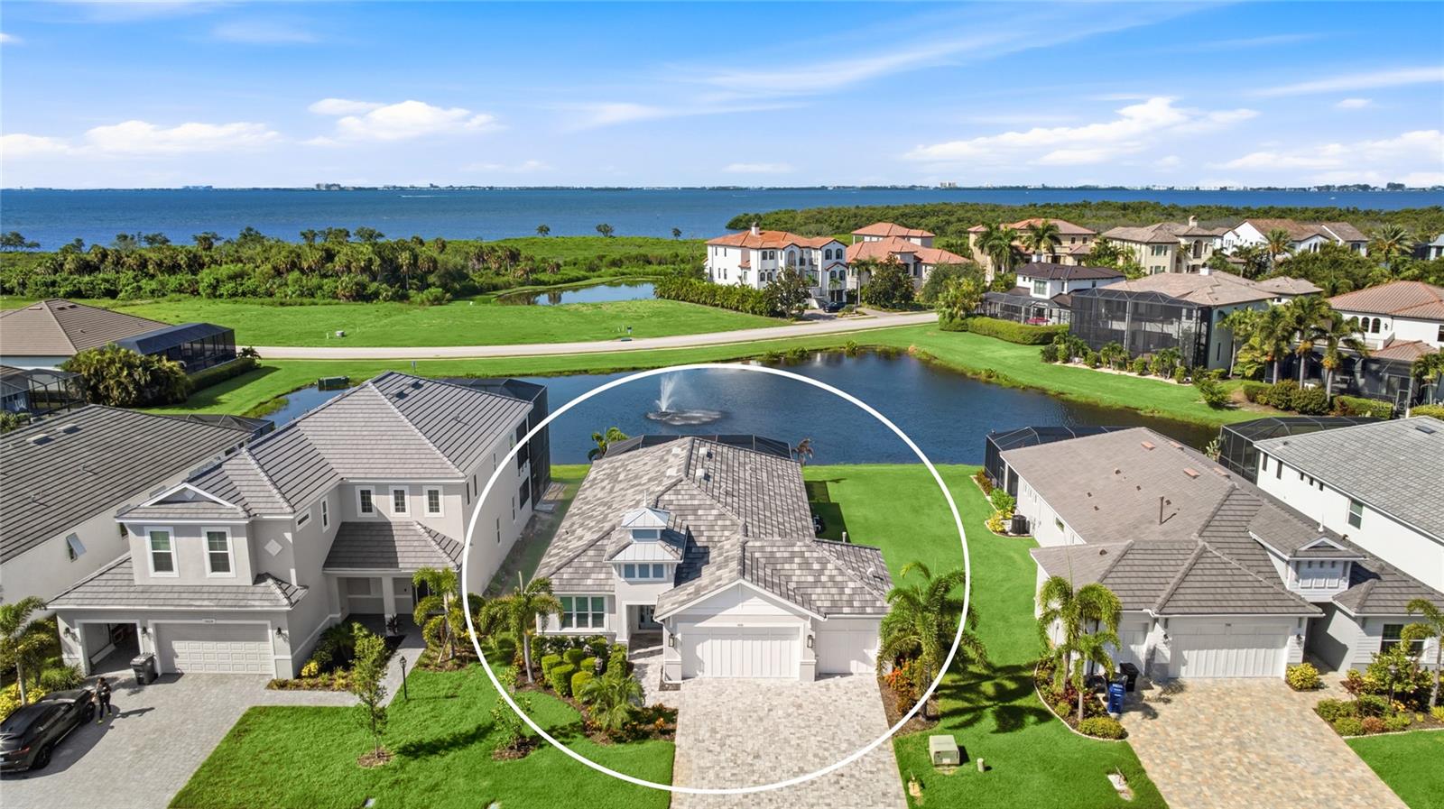 LEGENDS BAY - Residential
