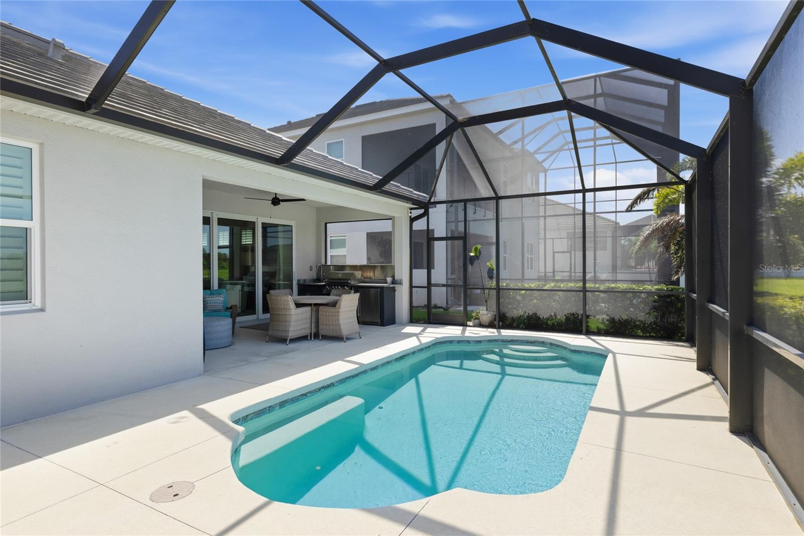 LEGENDS BAY - Residential