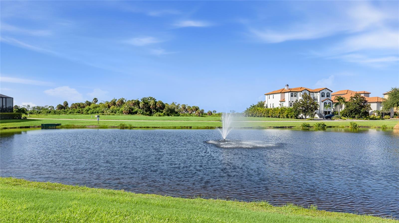 LEGENDS BAY - Residential