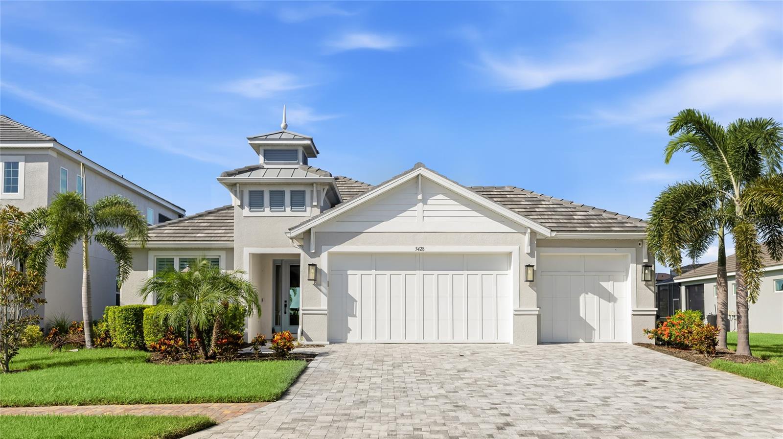 LEGENDS BAY - Residential