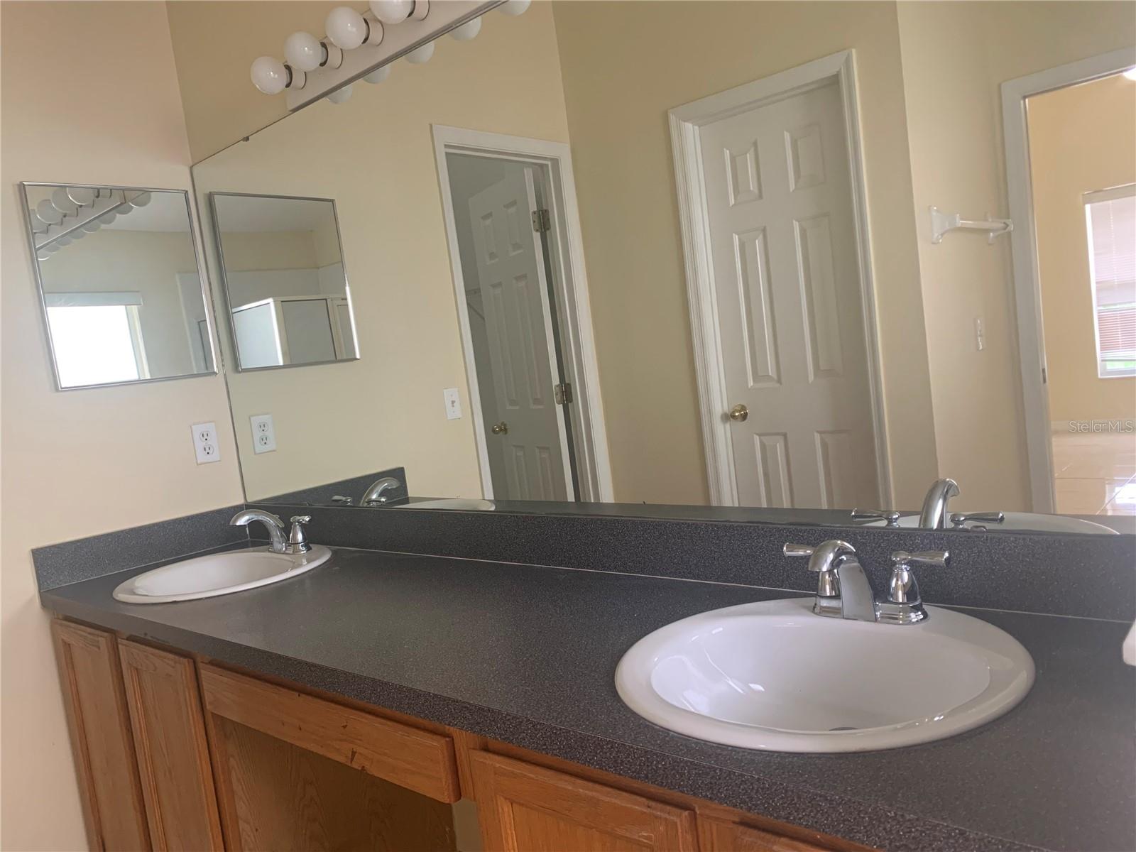 SOUTHCHASE PH 01B VILLAGE 05 - Residential Lease