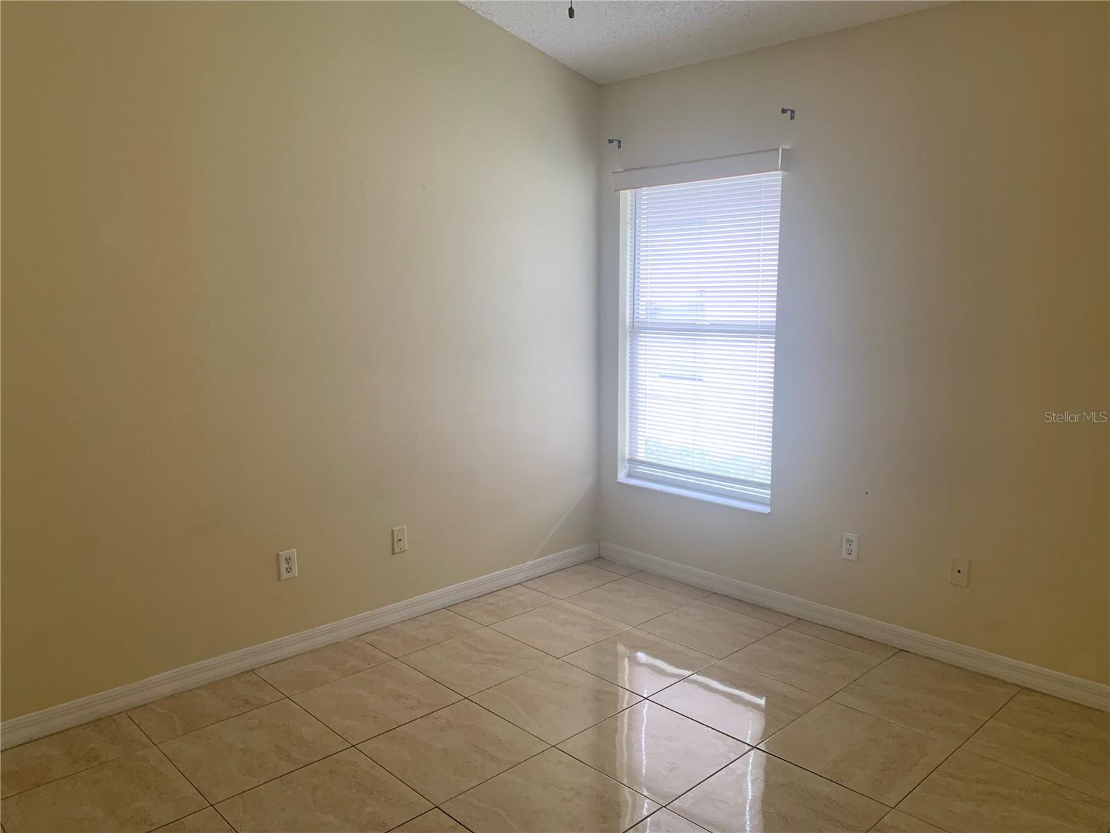 SOUTHCHASE PH 01B VILLAGE 05 - Residential Lease