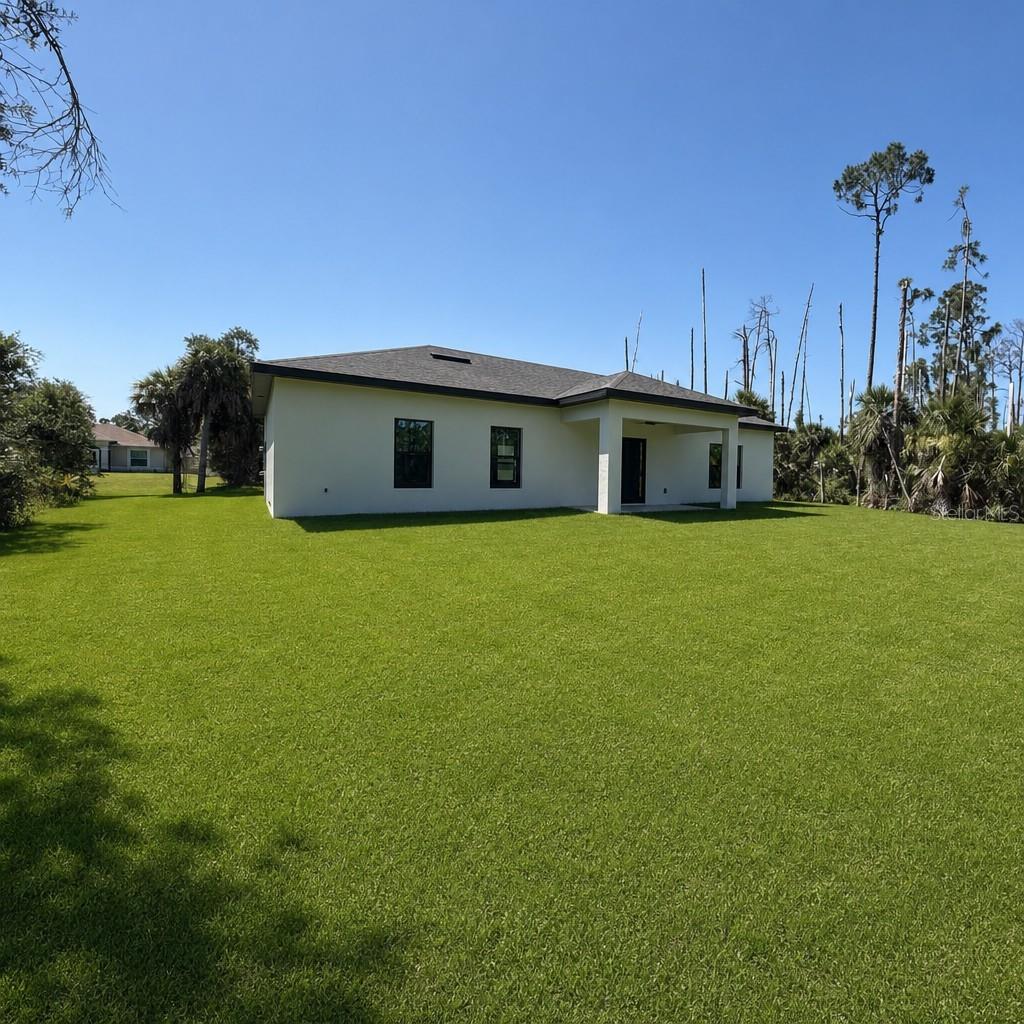 PORT CHARLOTTE SUB 02 - Residential Lease