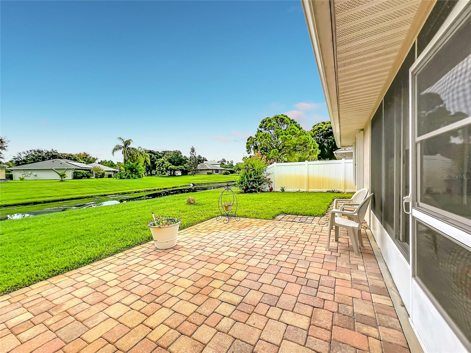 HOLIDAY SPGS/SUNTREE - Residential