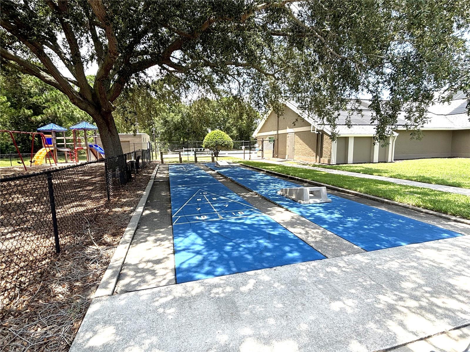 HOLIDAY SPGS/SUNTREE - Residential