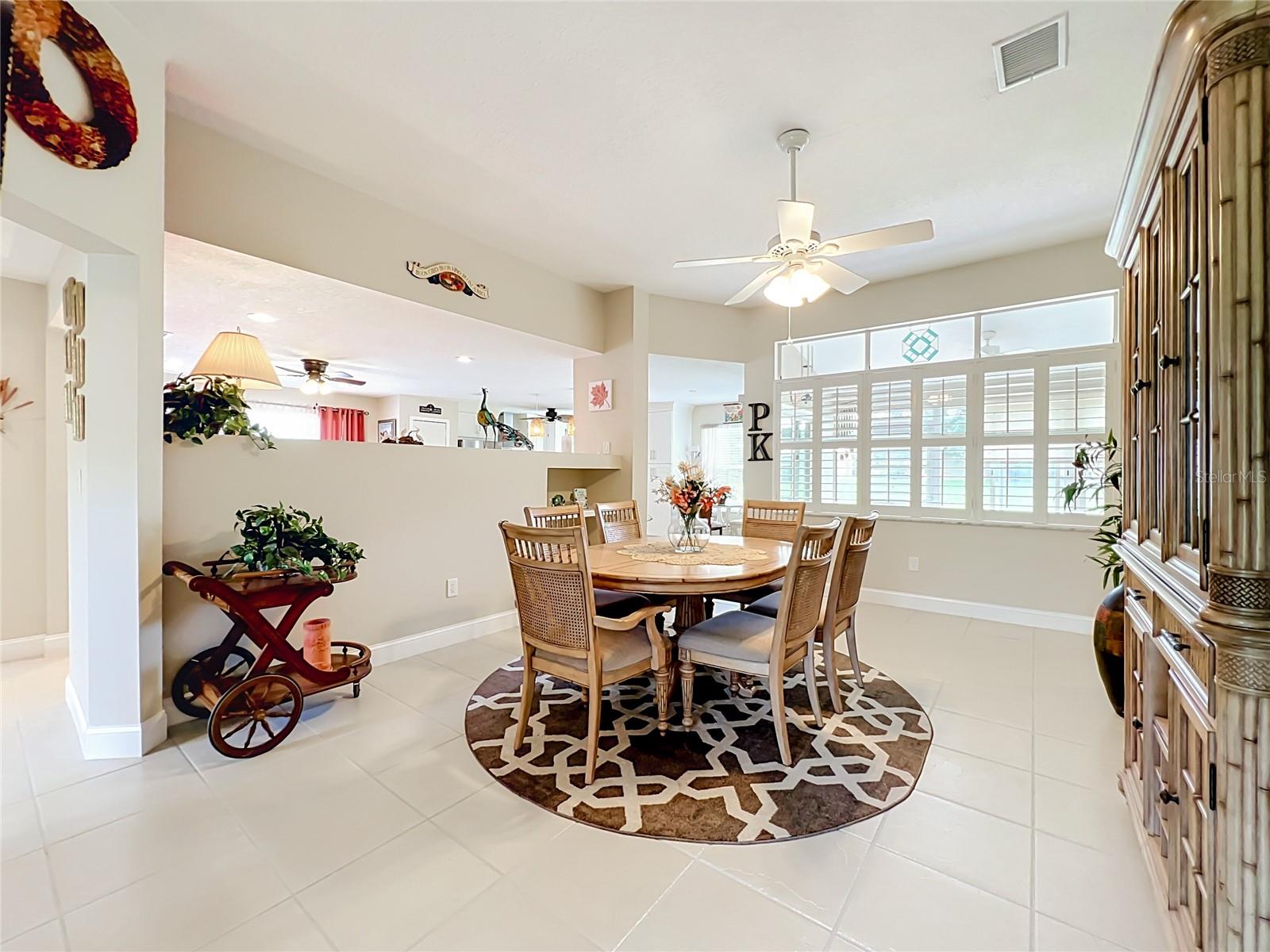 HOLIDAY SPGS/SUNTREE - Residential