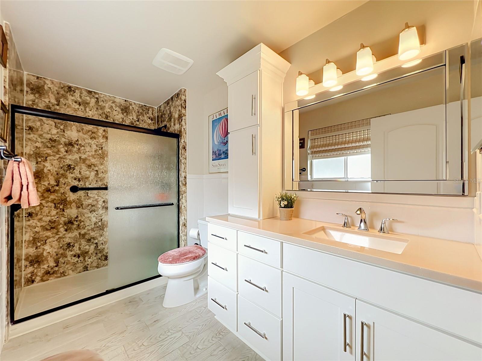 HOLIDAY SPGS/SUNTREE - Residential