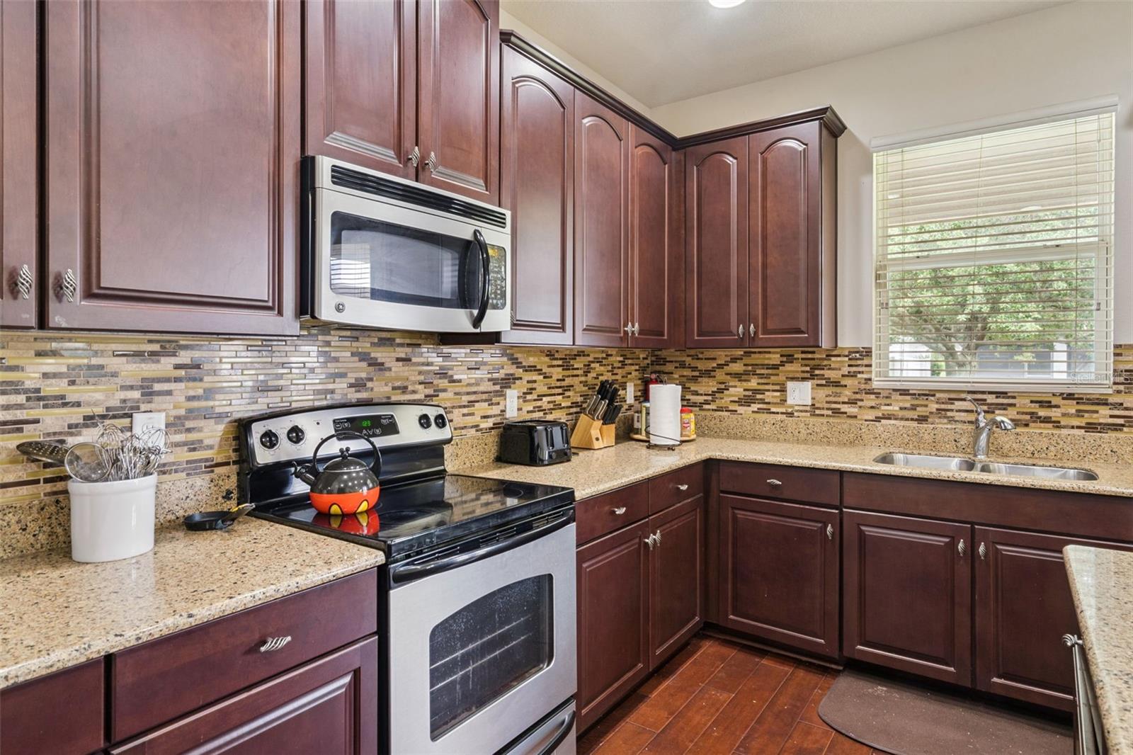 SIGNATURE LAKES PH 02 A B H I J - Residential
