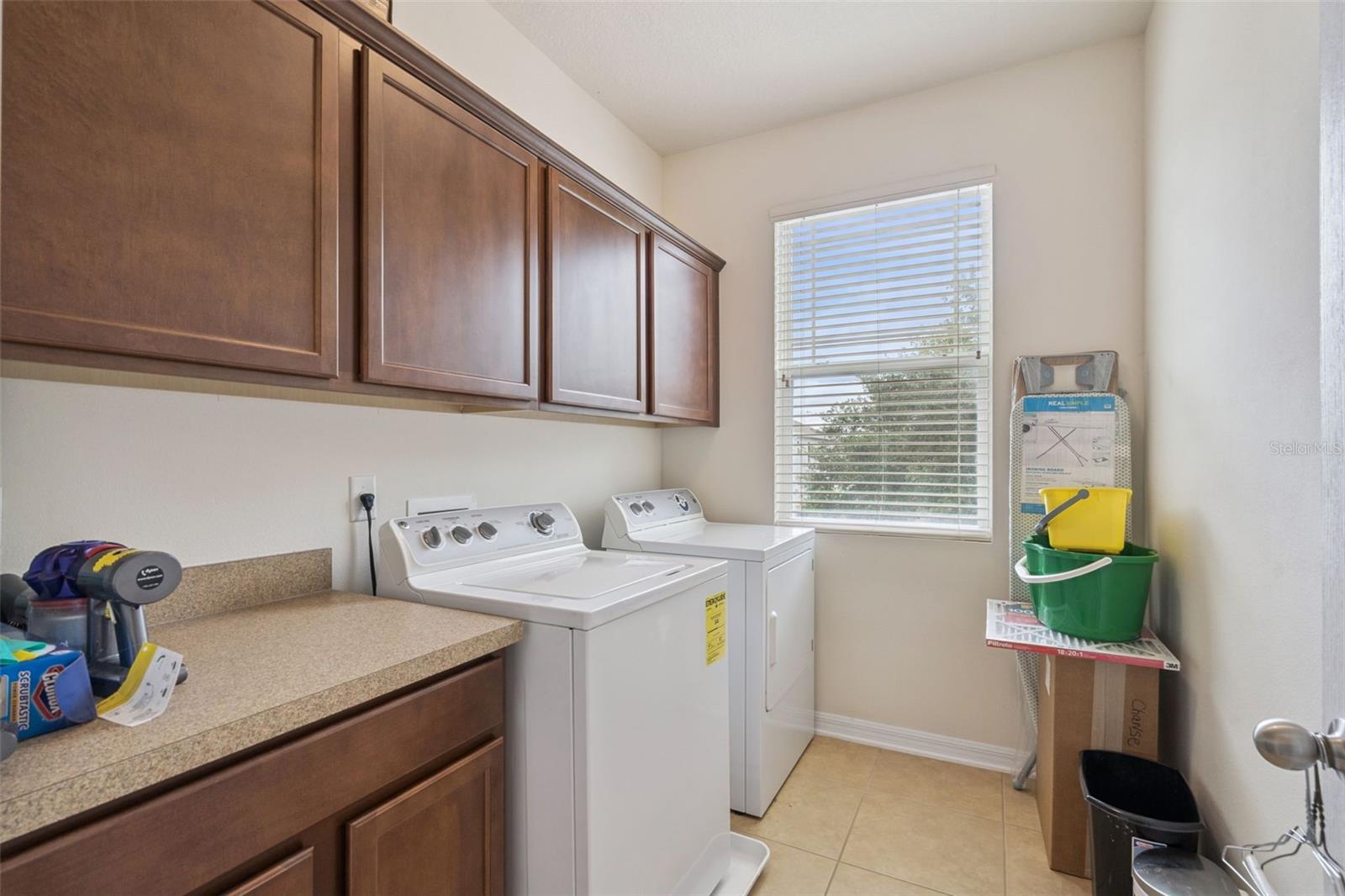 SIGNATURE LAKES PH 02 A B H I J - Residential