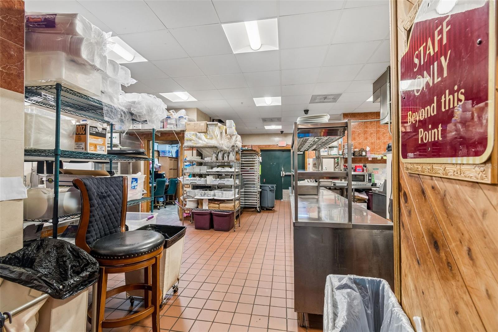 COMMERCIAL WAY COMMONS - Commercial Sale