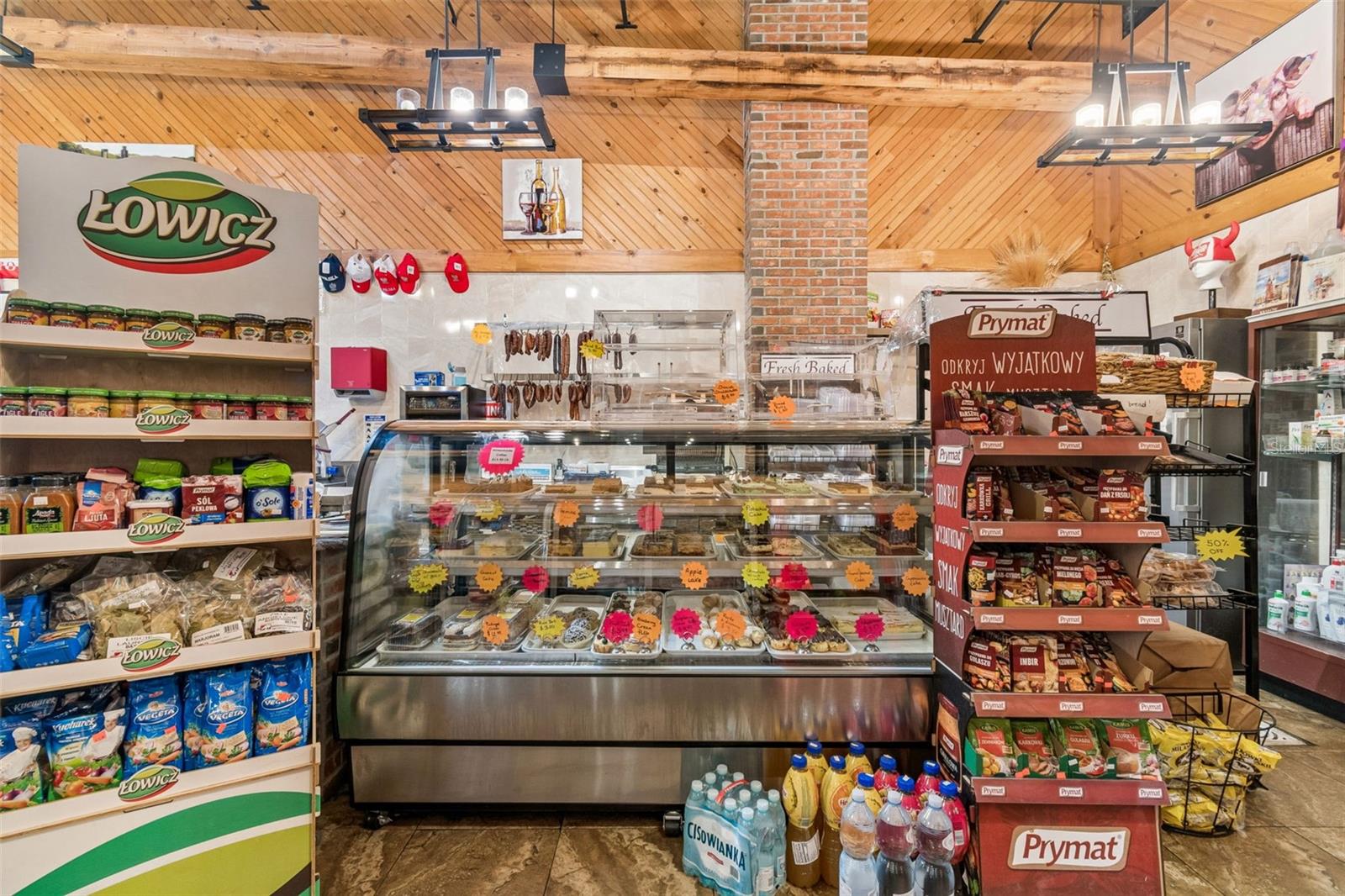 COMMERCIAL WAY COMMONS - Commercial Sale