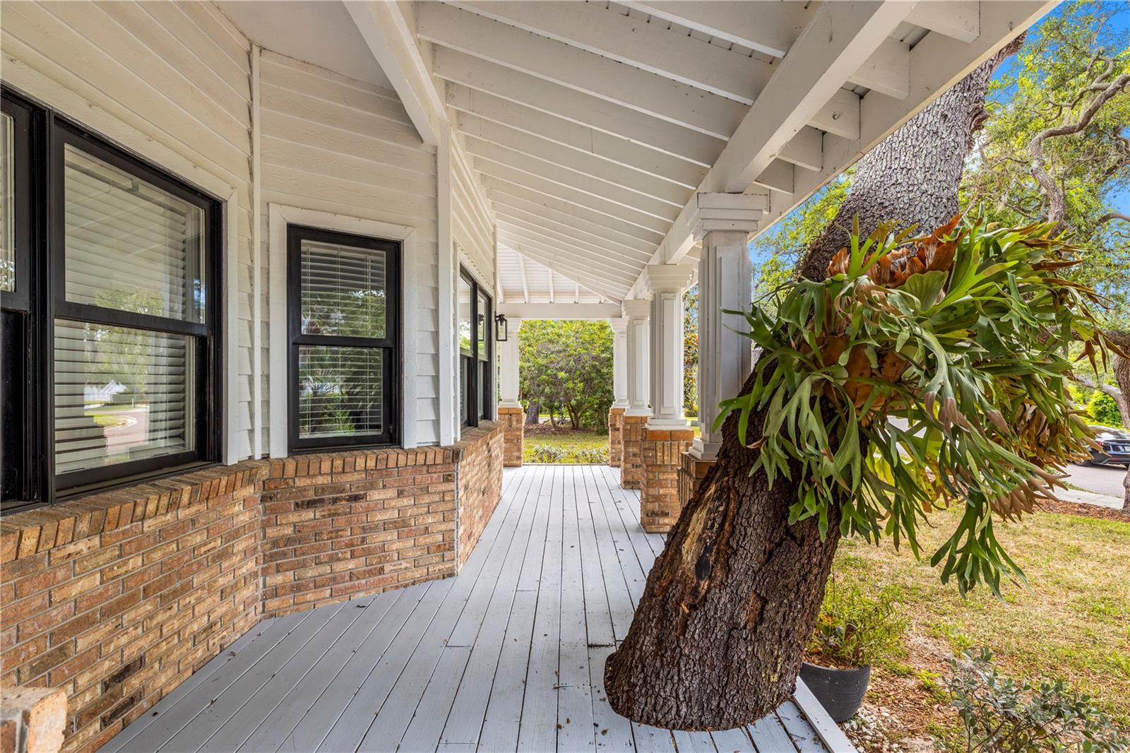 SEASIDE SANCTUARY - Residential
