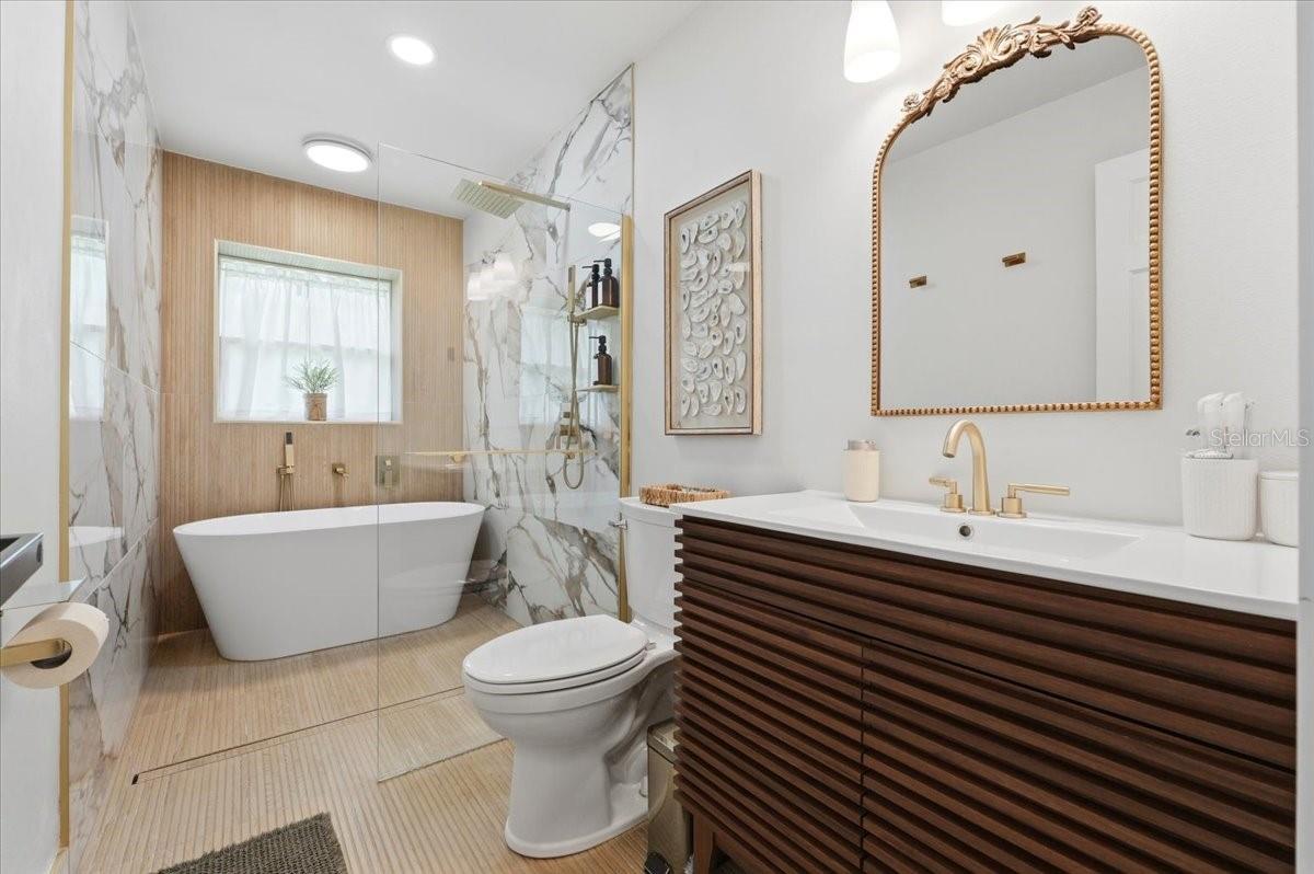 WHISTLER WOODS - Residential