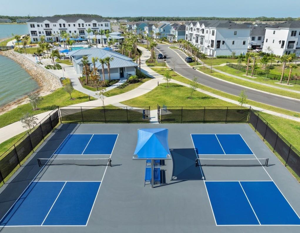EMERALD LANDING AT WATERSIDE - Residential