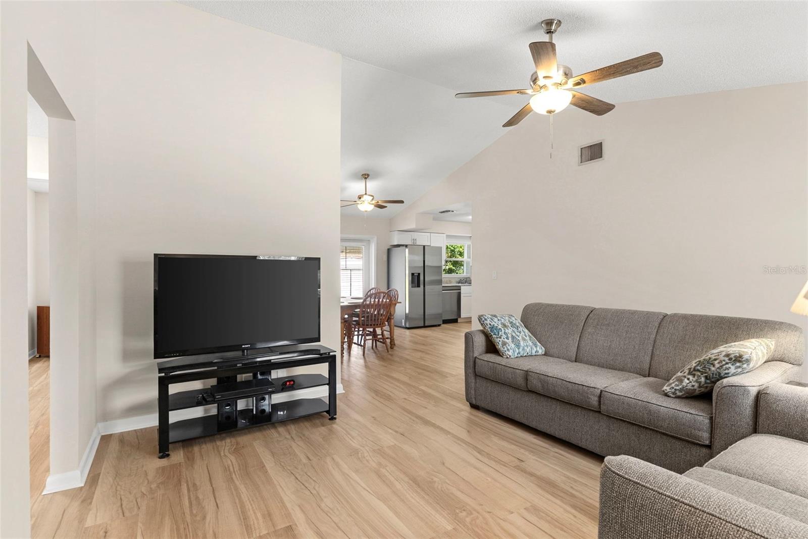 BAYSIDE MEADOWS-PHASE I - Residential