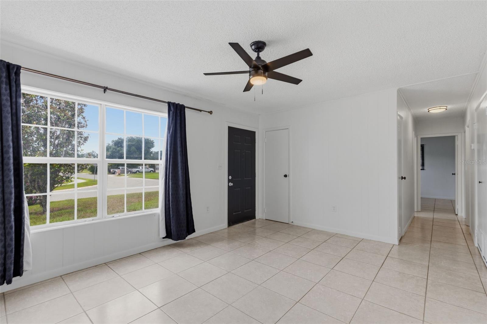 BREEZY HEIGHTS - Residential