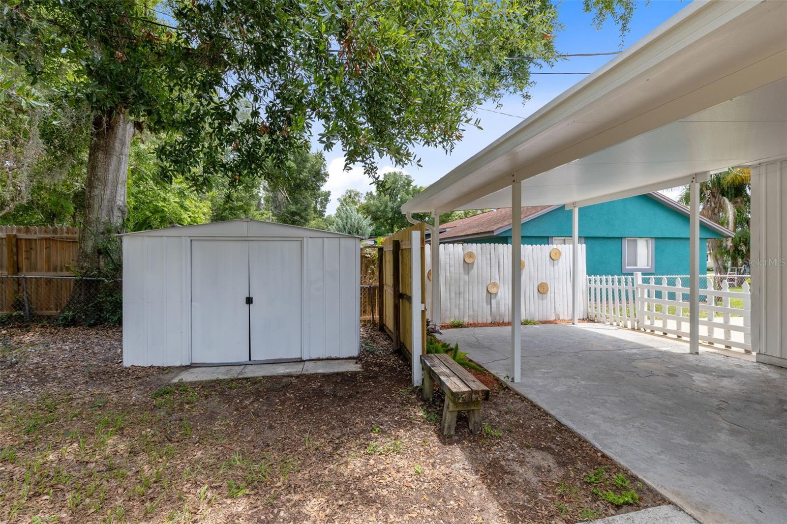 BREEZY HEIGHTS - Residential