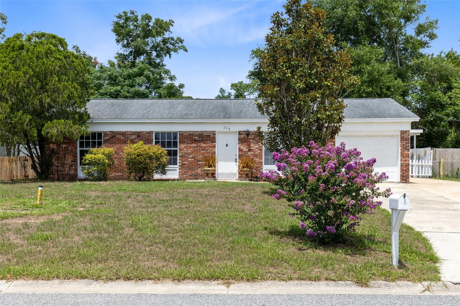 BREEZY HEIGHTS - Residential