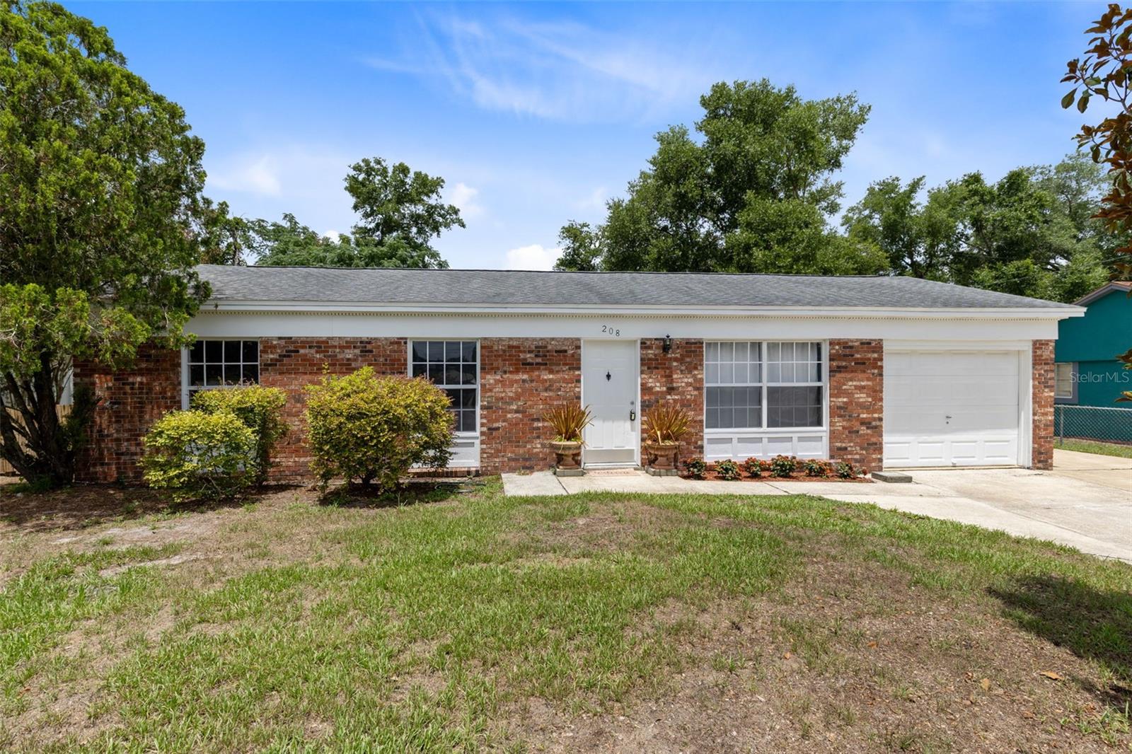 BREEZY HEIGHTS - Residential