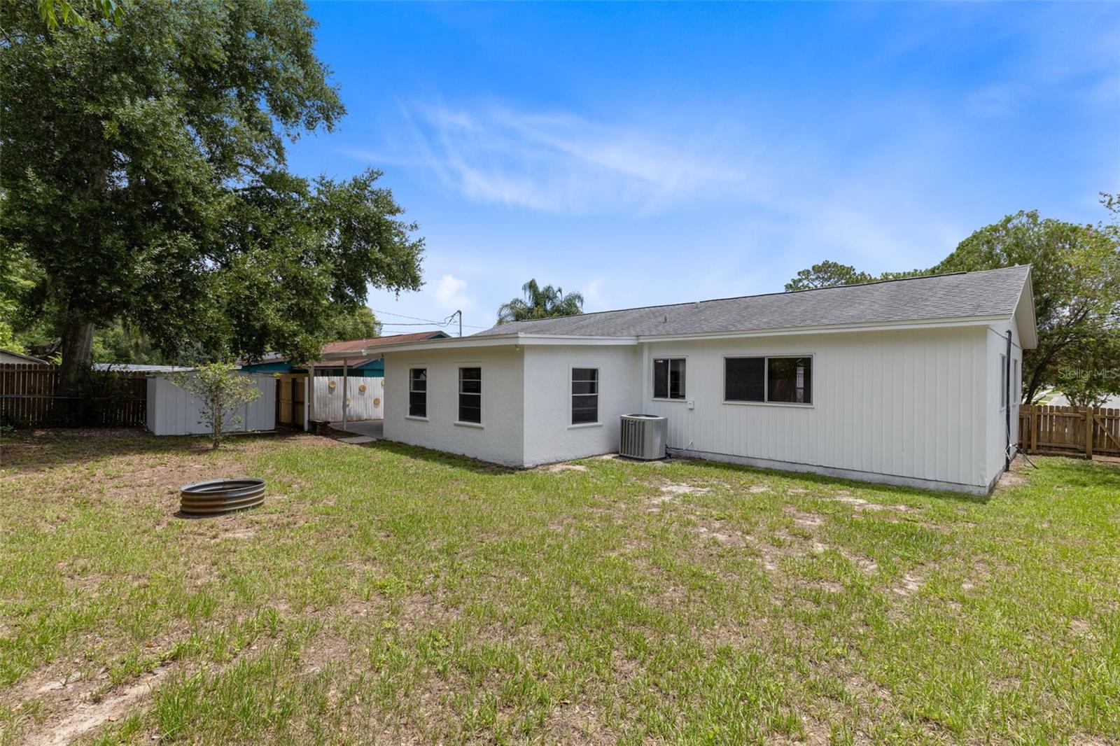 BREEZY HEIGHTS - Residential