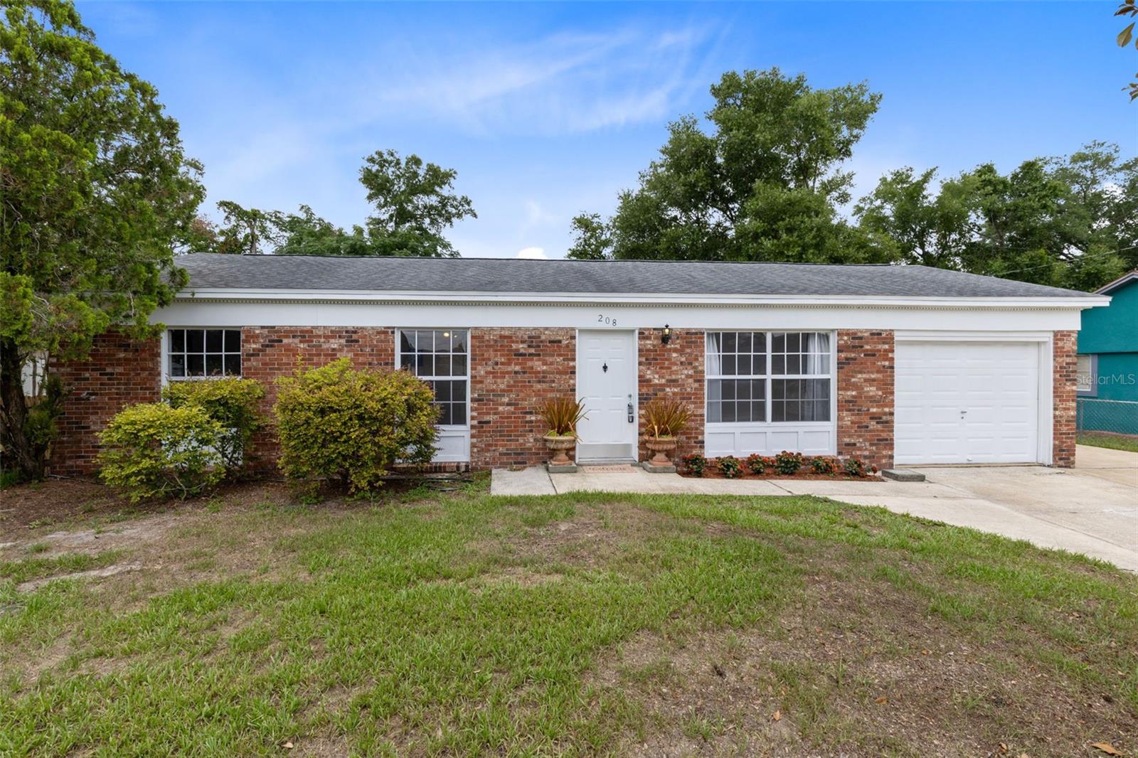 BREEZY HEIGHTS - Residential