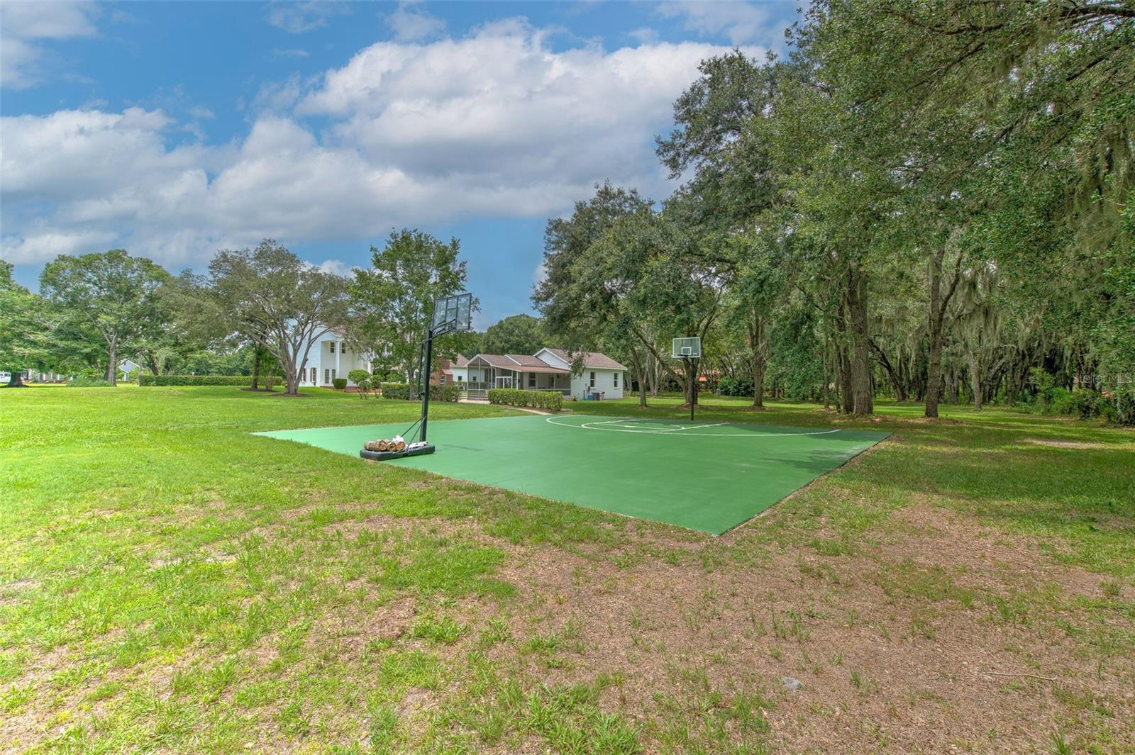 HAMMOCK OAKS RESERVE - Residential