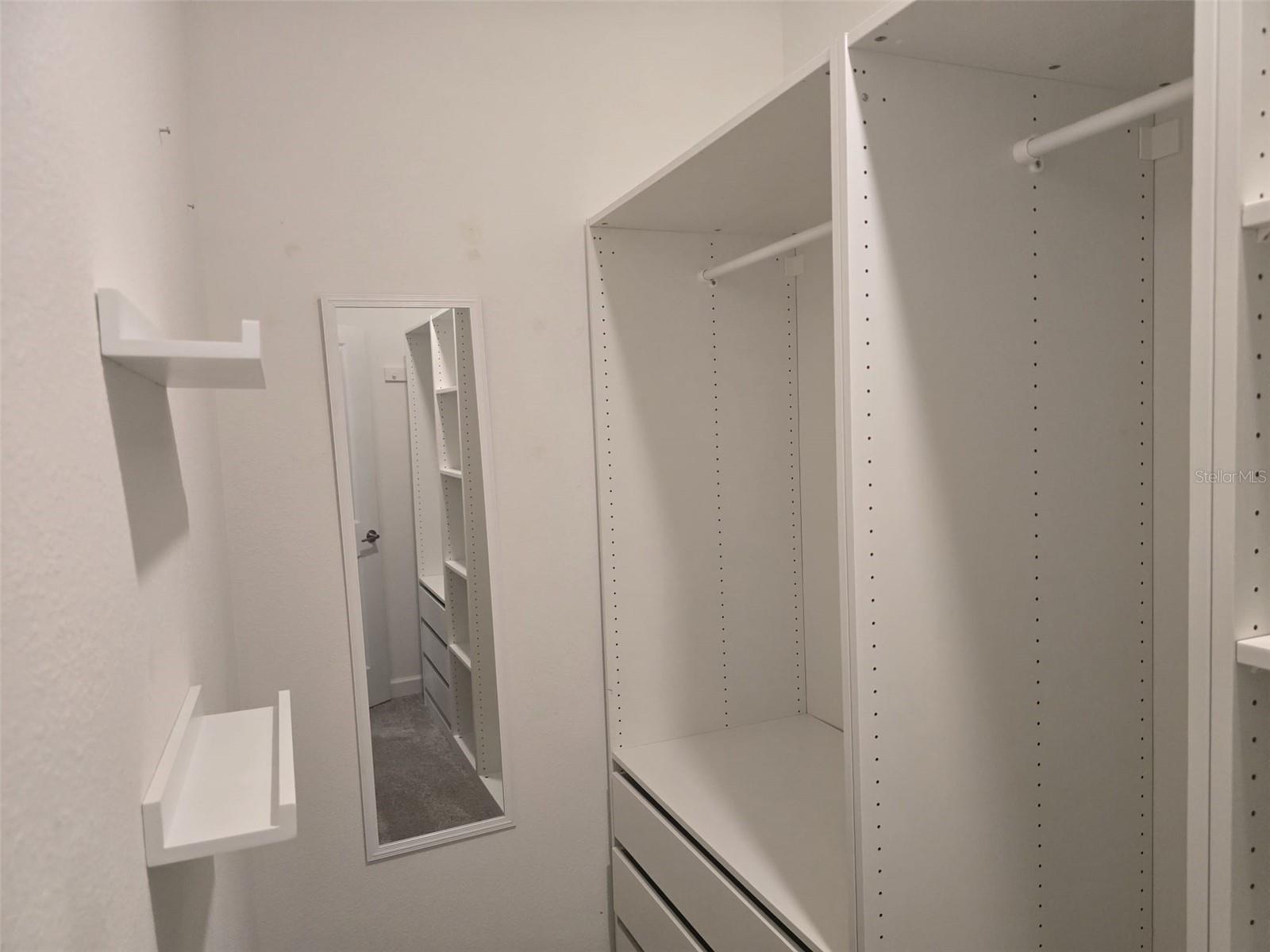 VERONA - Residential Lease