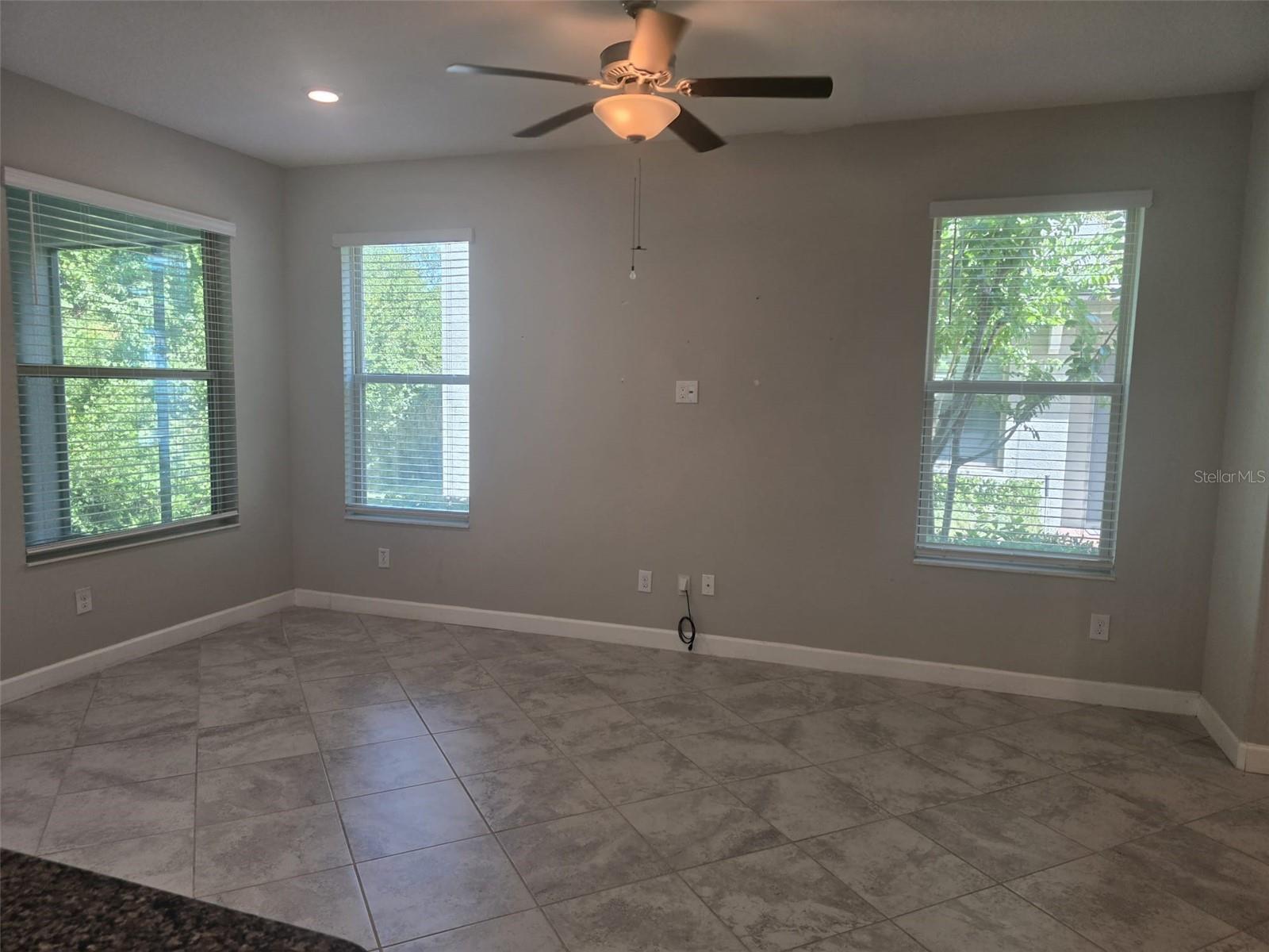 VERONA - Residential Lease