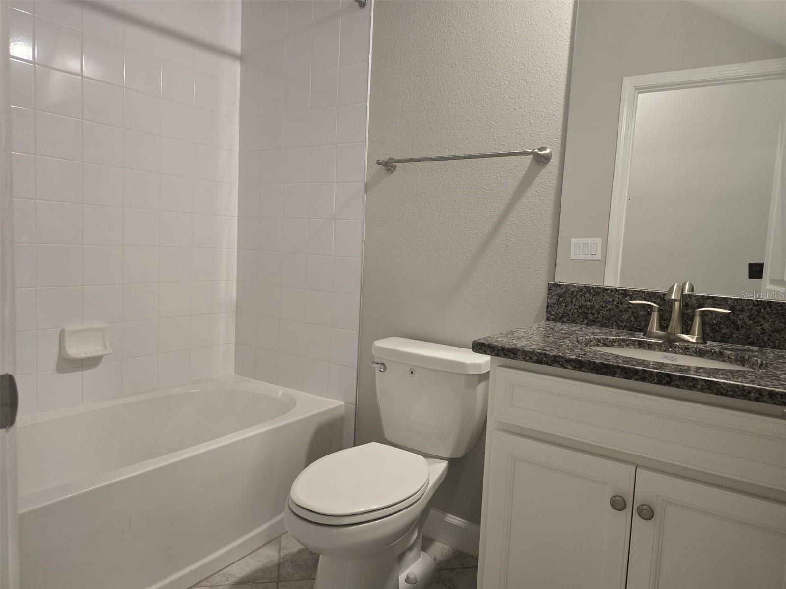 VERONA - Residential Lease