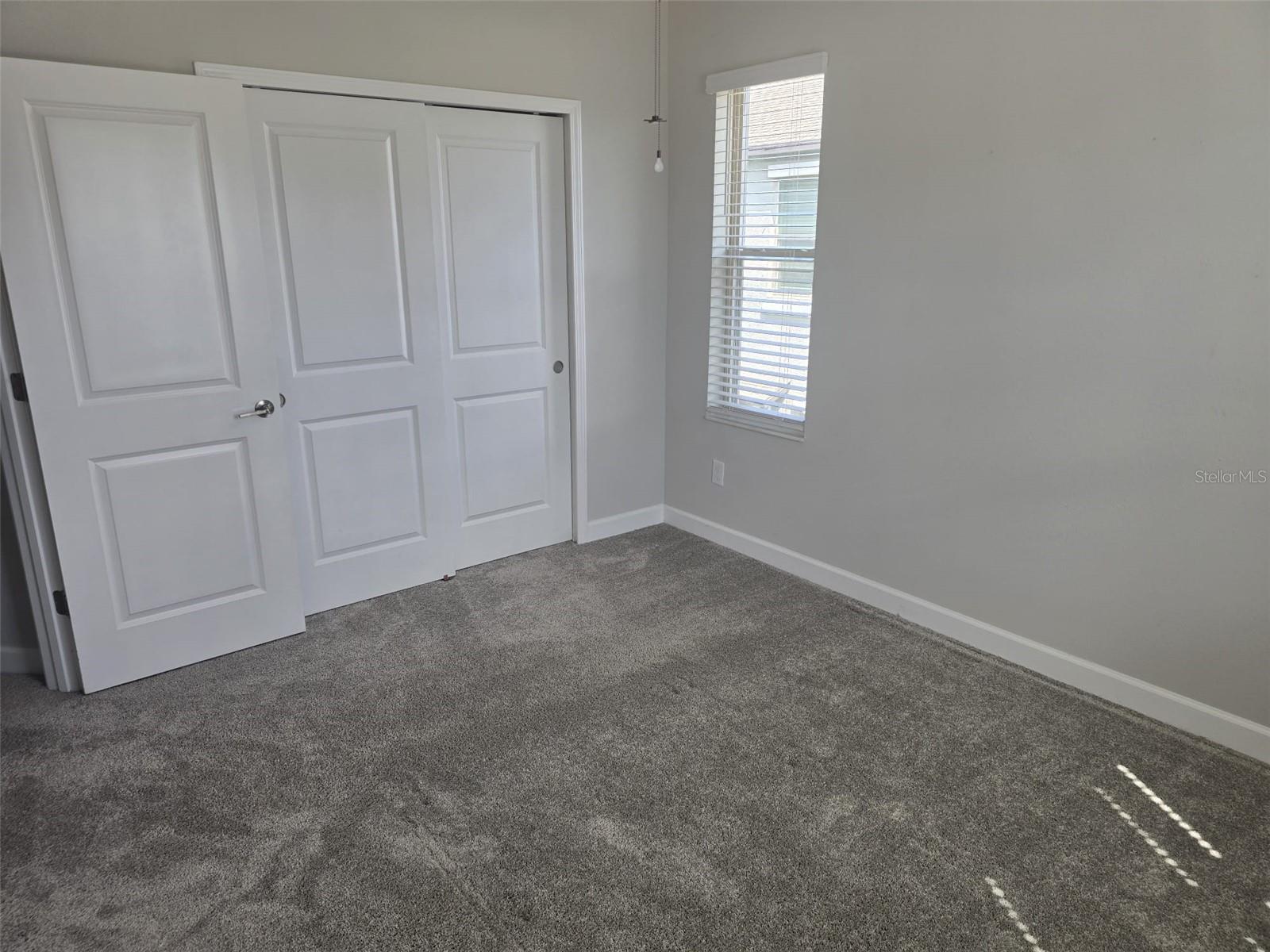 VERONA - Residential Lease