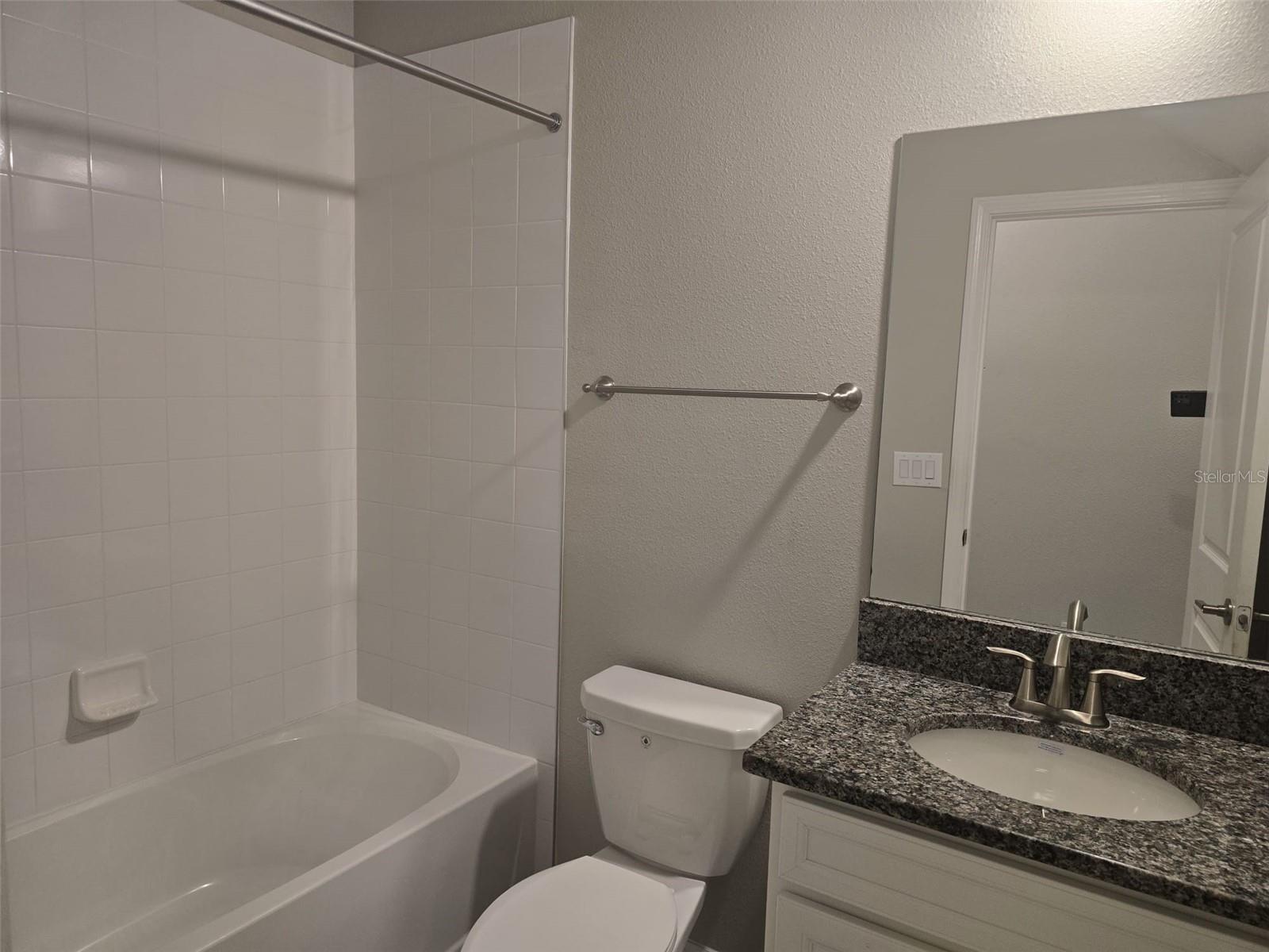VERONA - Residential Lease