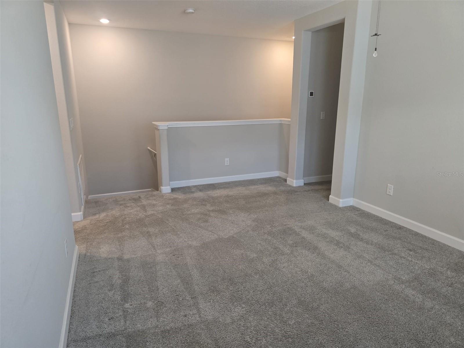 VERONA - Residential Lease
